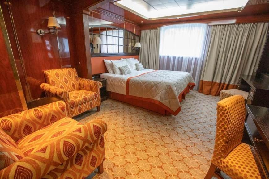 Captain Cook Cruises Fiji Denarau Island エクステリア 写真