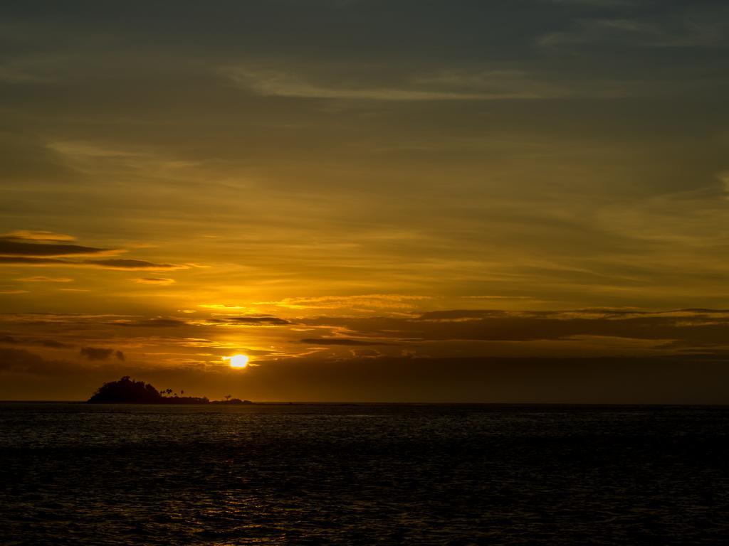 Captain Cook Cruises Fiji Denarau Island エクステリア 写真